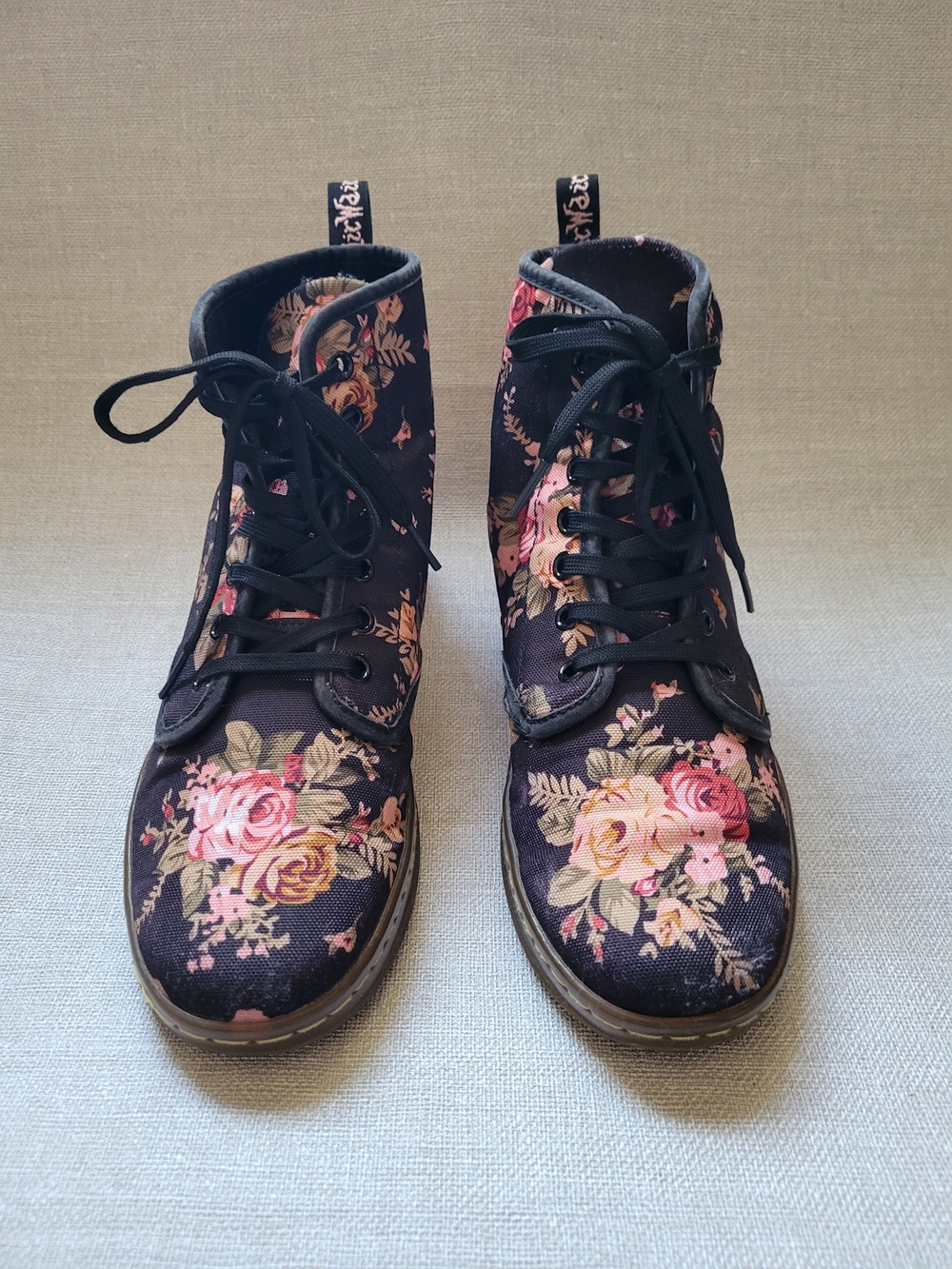 Dr. Martens Shoreditch Black Floral Victorian Canvas Boots Women's US 8